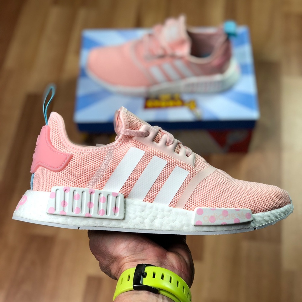 adidas Women's Light Pink and White Athletic Sneakers